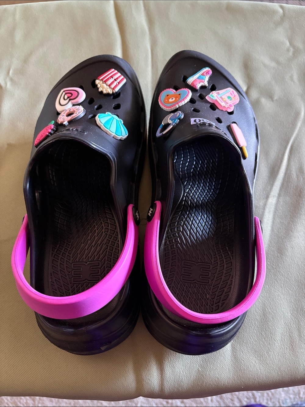 CROCS Kids Black Clogs with Bright Pink Heel Straps and Charms
